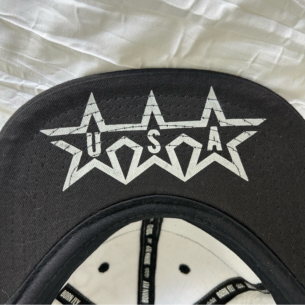 BORN FLY NWT! Men's Flat Bill Cap SnapBack‎ Moisture Sweatband Blk/Wht/Silver - Picture 6 of 11